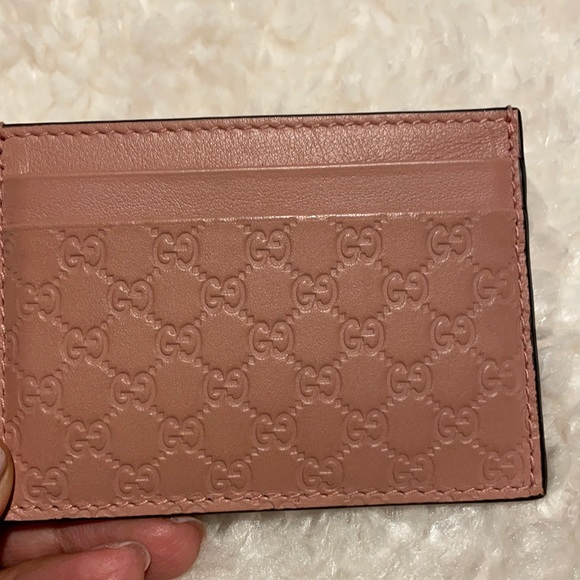 Gucci Accessories - Gucci card holder